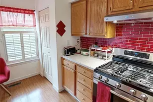 1368 Meadowbrook Dr, North Strabane, PA 15317 - Photo 9