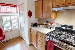 1368 Meadowbrook Dr, North Strabane, PA 15317 - Photo 9