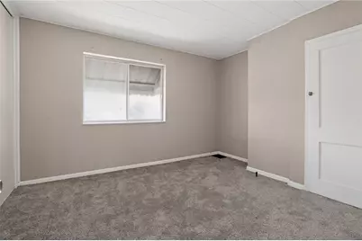 208 E Woodford Ave, Pittsburgh, PA 15210 - Photo 7