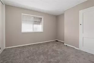 208 E Woodford Ave, Pittsburgh, PA 15210 - Photo 7