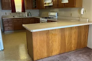 210 Marie, Glassport, PA 15045 - Photo 5