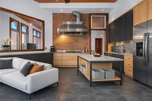 1 Pius St, Pittsburgh, PA 15203 - Photo 3