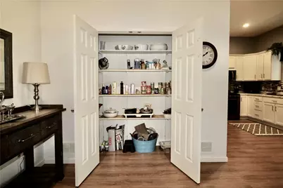 909 Valentina Ln, Lower Burrell, PA 15068 - Photo 17