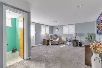 1606 Old Brodhead Rd, Center Township, PA 15061 - Photo 35