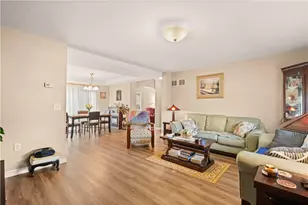 104 Cattail Ln, Mount Pleasant Township, PA 15666 - Photo 5