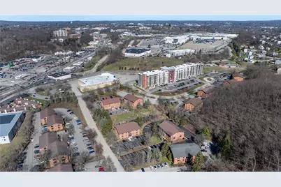 306 McKnight Park Dr, Ross Twp, PA 15237 - Photo 33