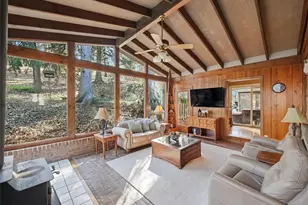 5971 Cherryview Ln, Bethel Park, PA 15102 - Photo 15