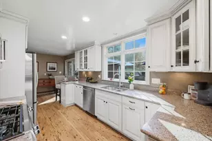 5971 Cherryview Ln, Bethel Park, PA 15102 - Photo 11