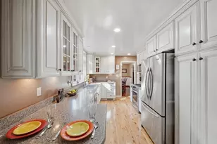 5971 Cherryview Ln, Bethel Park, PA 15102 - Photo 13