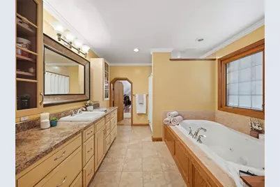 5971 Cherryview Ln, Bethel Park, PA 15102 - Photo 23