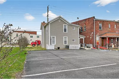 8 S Main St, Houston, PA 15342 - Photo 5