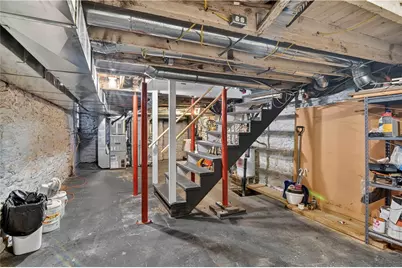 8 S Main St, Houston, PA 15342 - Photo 17