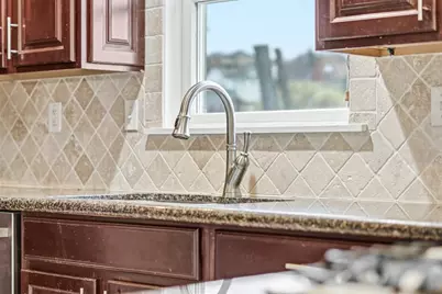 643 Lamarido St, Pittsburgh, PA 15226 - Photo 21