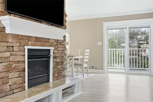 643 Lamarido St, Pittsburgh, PA 15226 - Photo 13