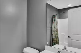 230 Broadstone Dr, Adams Township, PA 16046 - Photo 31