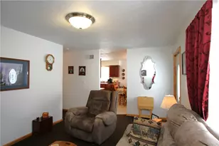 111 Brittany Dr, Long Beach Boro, PA 15432 - Photo 7