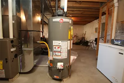 111 Brittany  Drive, Long Beach Boro, PA 15432 - Photo 27