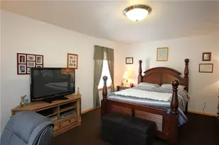 111 Brittany Dr, Long Beach Boro, PA 15432 - Photo 15