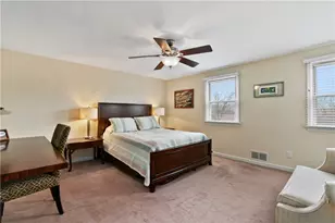 5140 Raintree Dr, Pittsburgh, PA 15236 - Photo 13