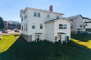 608 W Smithfield St, Mt Pleasant Boro, PA 15666 - Photo 37