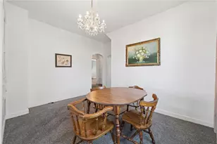 608 W Smithfield St, Mt Pleasant Boro, PA 15666 - Photo 7