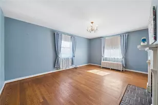 608 W Smithfield St, Mt Pleasant Boro, PA 15666 - Photo 17