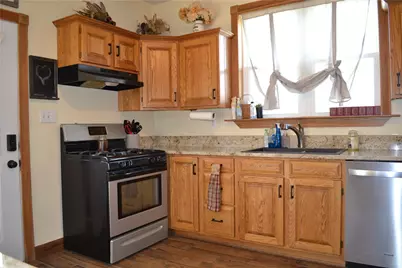 321 E Blake, Connellsville, PA 15425 - Photo 17