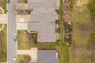 157 Fairway Landings Dr, Canonsburg, PA 15317 - Photo 43