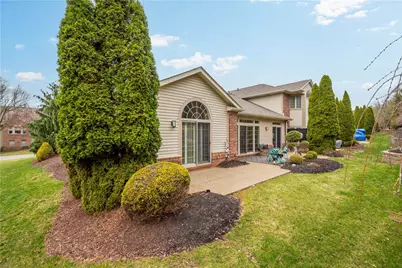 157 Fairway Landings Dr, Canonsburg, PA 15317 - Photo 35