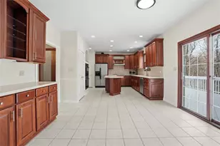 247 Erin, Cranberry Township, PA 16066 - Photo 17