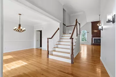 247 Erin, Cranberry Township, PA 16066 - Photo 5