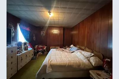 172 Franklin Ave, Vandergrift, PA 15690 - Photo 13