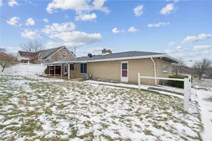 600 Lewis Ave, Jeannette, PA 15644 - Photo 33