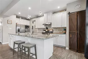 226 Regency Dr, North Strabane, PA 15330 - Photo 23