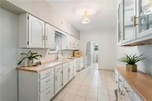 1213 4th Ave, Coraopolis, PA 15108 - Photo 9