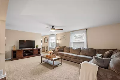 5865 Irishtown Rd, Bethel Park, PA 15102 - Photo 5