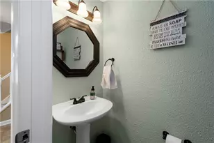 5865 Irishtown Rd, Bethel Park, PA 15102 - Photo 3