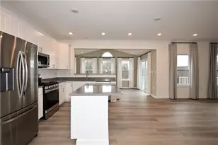 212 Creekside Dr, Oakdale, PA 15071 - Photo 7