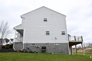 212 Creekside Dr, Oakdale, PA 15071 - Photo 35