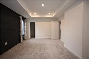 212 Creekside Dr, Oakdale, PA 15071 - Photo 23