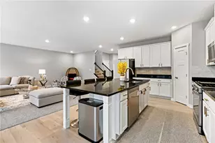 2013 Field Stone Dr, South Fayette, PA 15057 - Photo 7