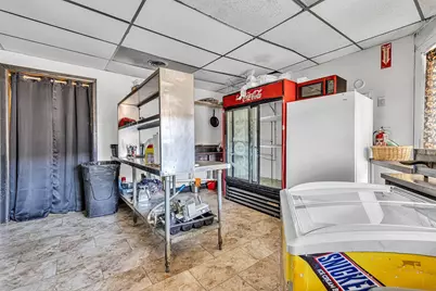 124 Brighton Ave, Rochester, PA 15074 - Photo 9