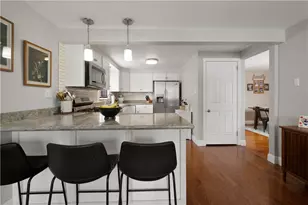 148 Ryan Dr, Scott Township, PA 15220 - Photo 9