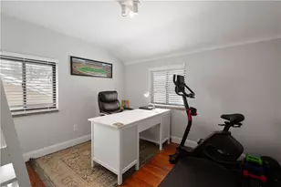 148 Ryan Dr, Scott Township, PA 15220 - Photo 15