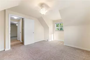 409 Sunset Dr, Pittsburgh, PA 15228 - Photo 25