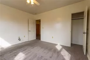 832 Broadway Ave, McKees Rocks, PA 15136 - Photo 7