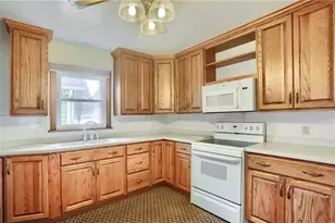 3022 Spring Garden Ave, Neshannock Township, PA 16105 - Photo 13