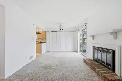 1605 Calico Ct, Bethel Park, PA 15102 - Photo 9