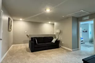 204 Hanover Ln, Meadowlands, PA 15301 - Photo 23