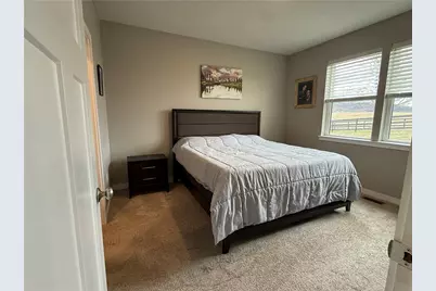 204 Hanover Ln, Meadowlands, PA 15301 - Photo 9